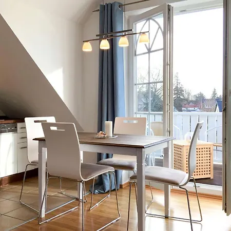 Appartement Sonnenuhr Zingst